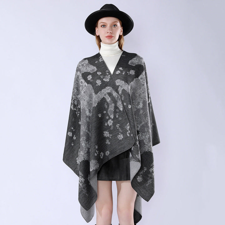 Dam oversized wrap poncho i kimono stil med fine jacquard tyg