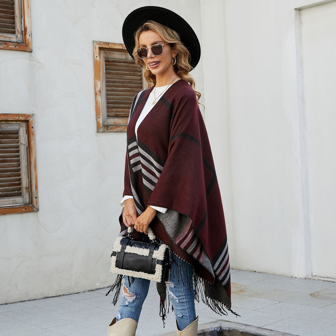 Dam Kastiger Ruana Wrap med Fringes och Diagonal Stripe Jacquard