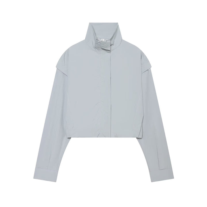 Dam kort funktionell windbreaker med hög standing krage och dold dragkedja