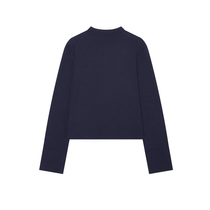Dam military-inspired kort jacka med ståkrage och decorative knäppning