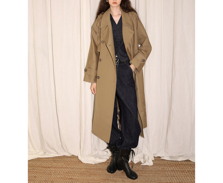 Dam modern trenchcoat med midjebälte och stor fickor