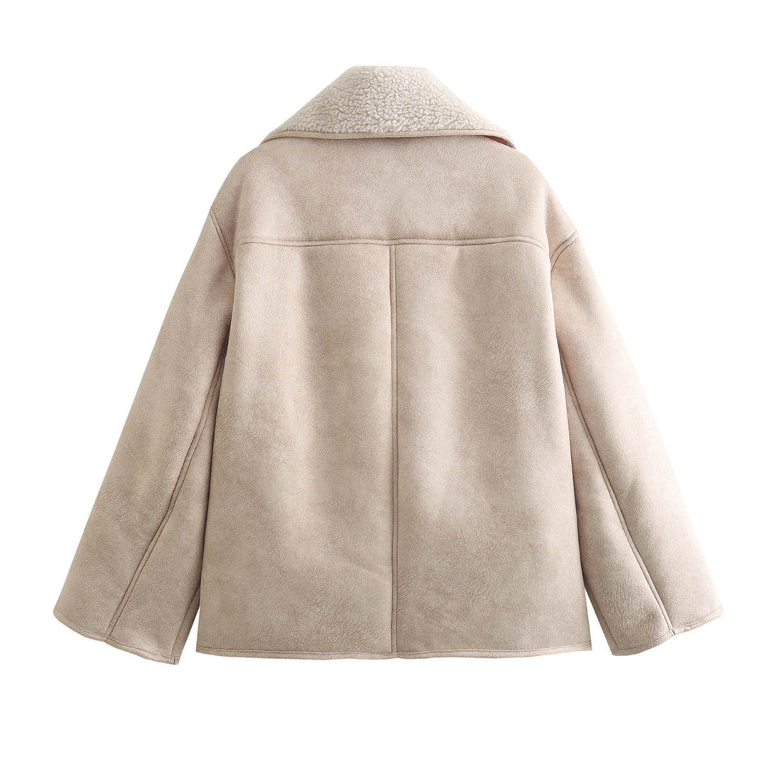 Dam kort lambskin imitation blouson med teddy foder, skjortkrage, och påsydda fickor