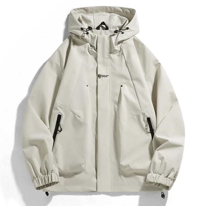 Herr Nano Wind och Water-Repellent Jacka med Huva med Ergonomic Sömmar, Adjustable Fåll, och Secure Zippered Fickor