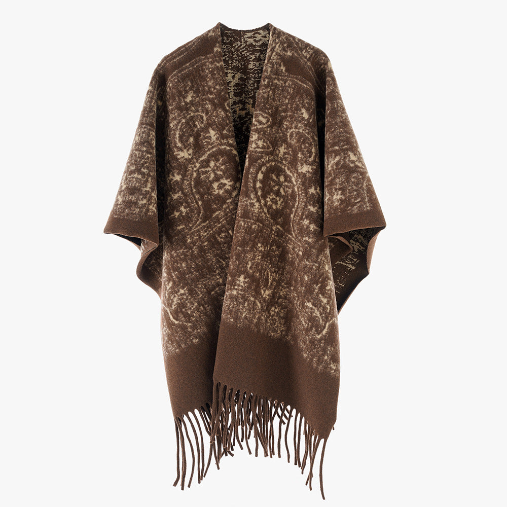 Dam Fringe Cape i mysig ullblandning med Structured Vintage look