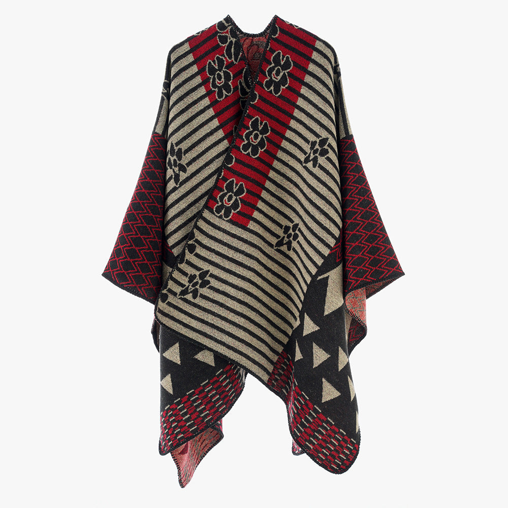 Dam Oversize Jacquard Ruana i Ethno Patchwork design
