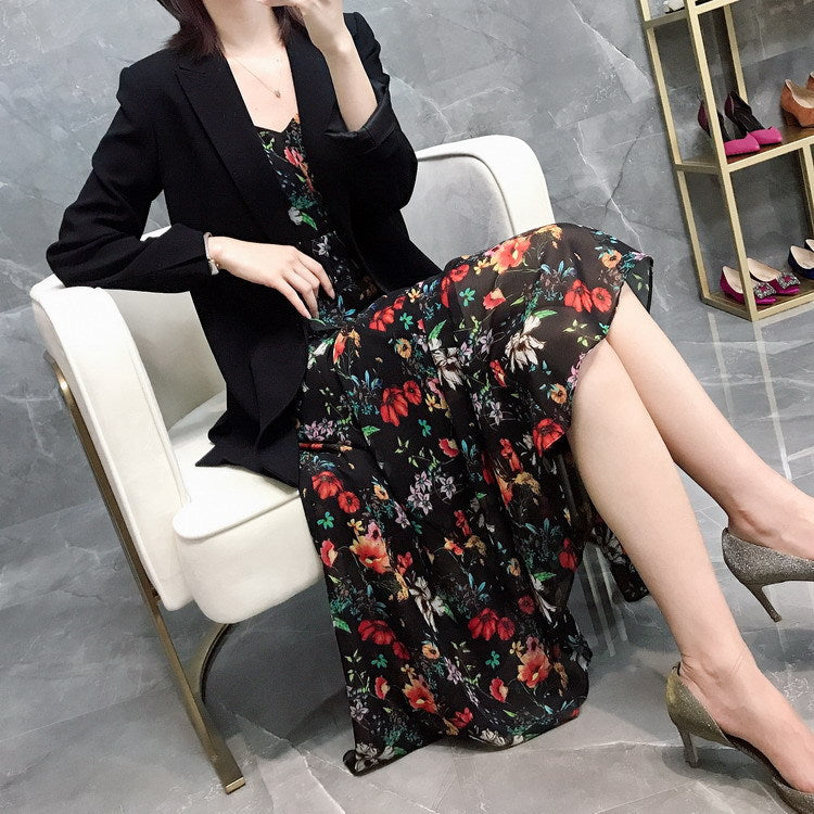 Dam elegant och mångsidig lång kappa