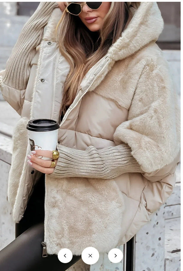 Dam oversized quiltad vinterjacka med faux fur panels, huva och integrerad ribbed ärm detaljer