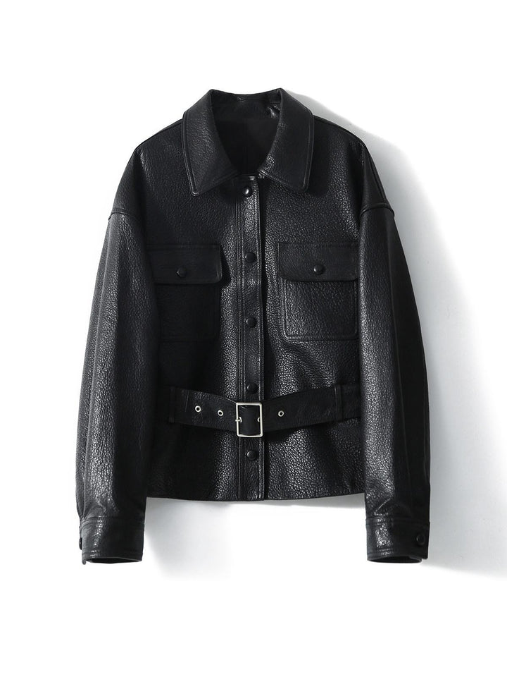 Dam kort jacka gjord textured läder med midjebälte och press studs