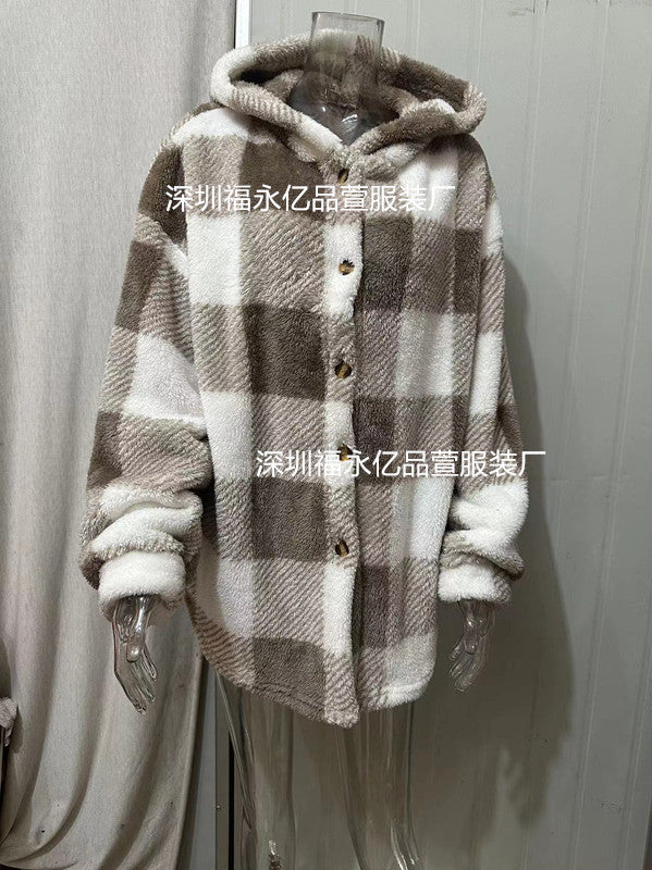 Dam fluffy rutig teddy jacka med huva, button closure och oversized passform