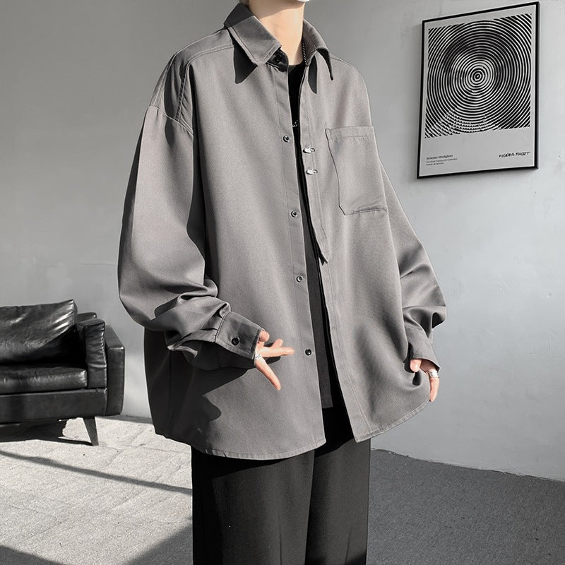 Unisex Oversize Skjortjacka i A Minimalistisk Utility Look med Chest Ficka och Dold Knapp Knäppning
