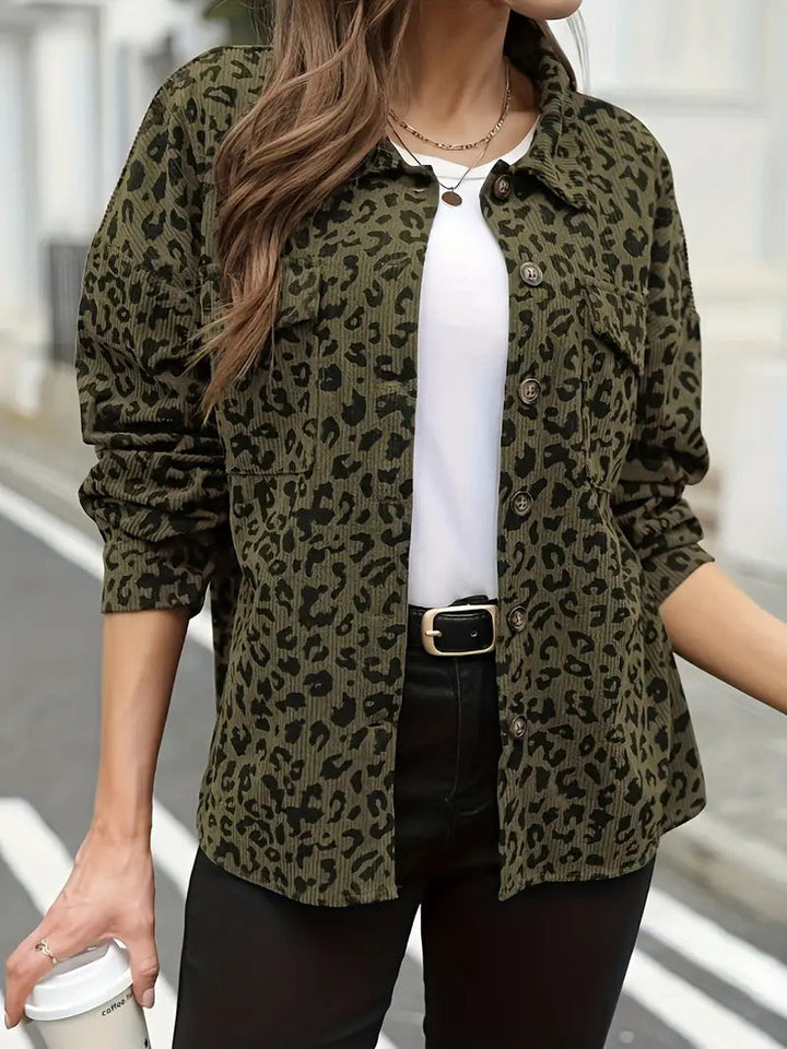 Dam oversize skjortjacka in Cord look med Leopard tryck