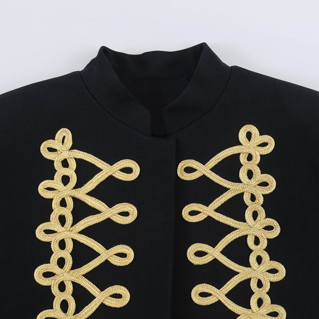 Dam Kort Parade Jacka i Military Look med Guld Embellished Cord Application
