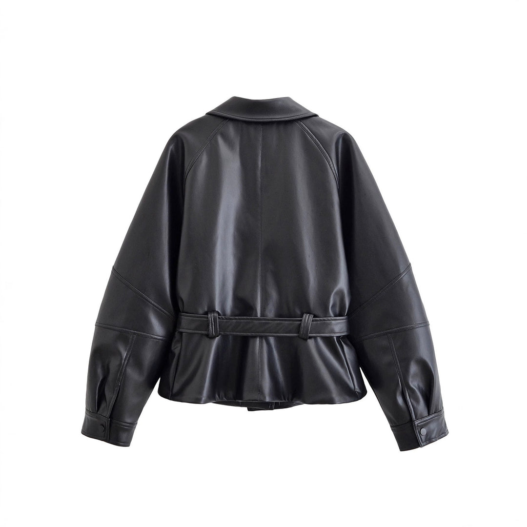 Dam 50+ Kort Tailored Faux Läder Blouse med Tie Belt och Dropped Shoulders