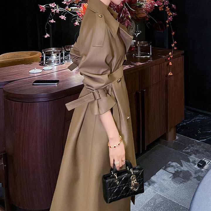 Dam elegant trenchcoat med modern design