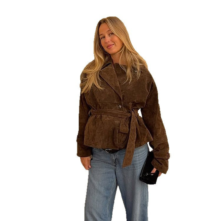 Dam modeable Mocka Jacka med Midja Belt och Voluminous Ärmar