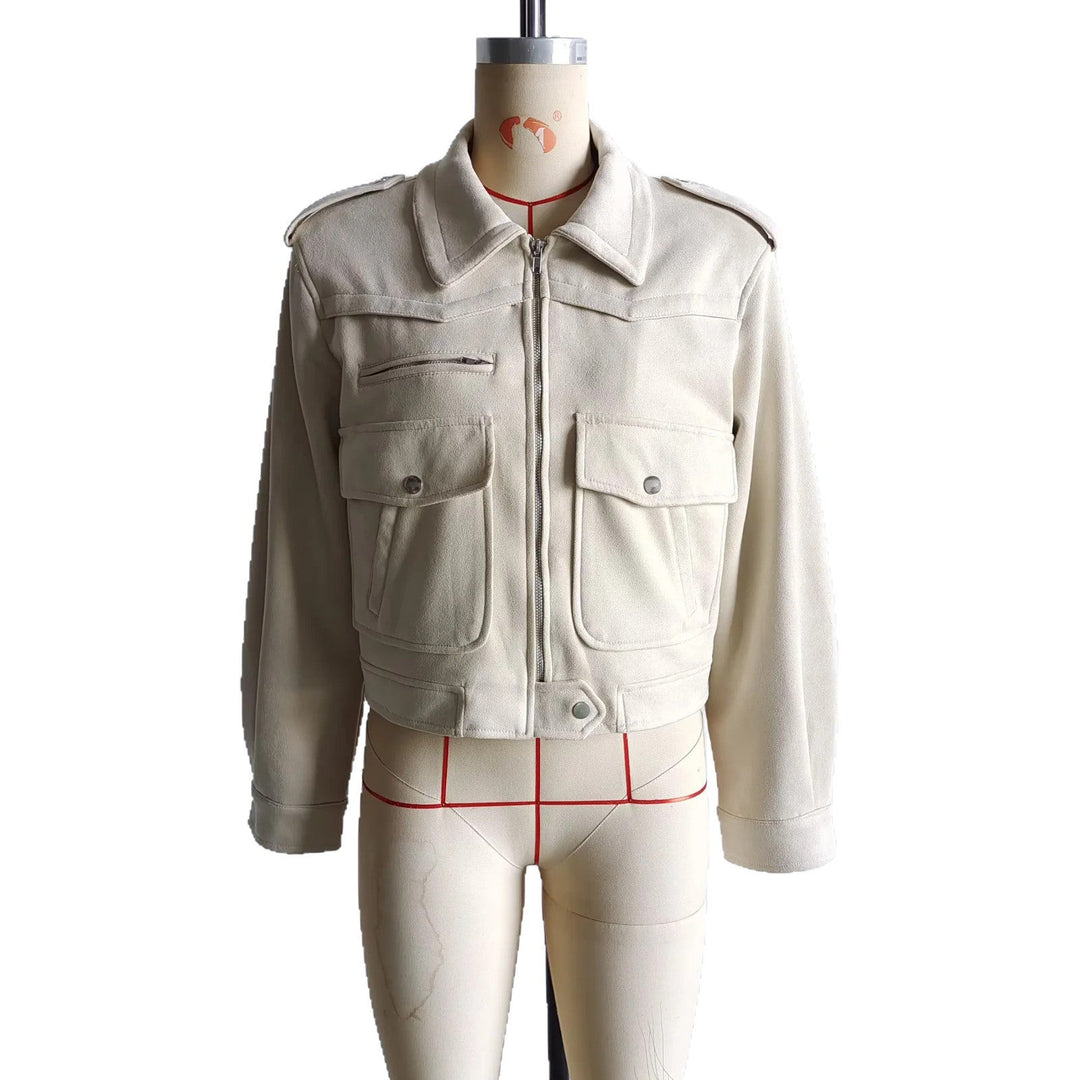 Dam cropped field blazer med axel epaulettes, stor flap fickor, och central dragkedja