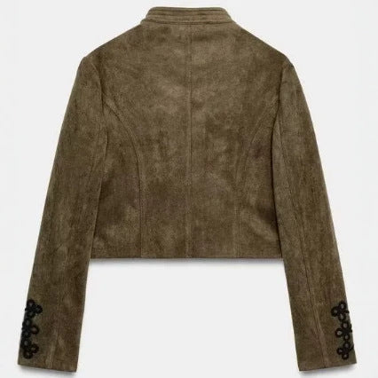 Dam Tailored Kort Suede Jacka i Military Look med Mandarin Krage och Dekorativ Cord Applications