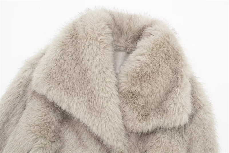 | Dam Kort Faux-Fur Jacka med Large Krage