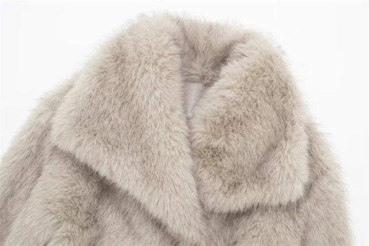 | Dam Kort Faux-Fur Jacka med Large Krage