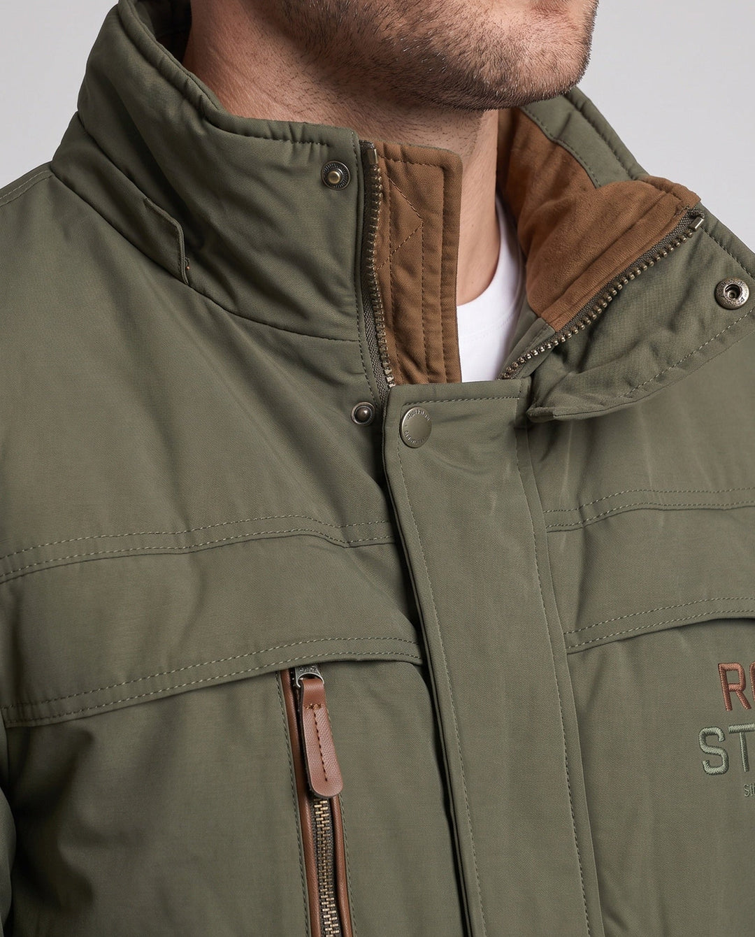 Herr short-cut field parka med quiltad värmande foder och teddy krage