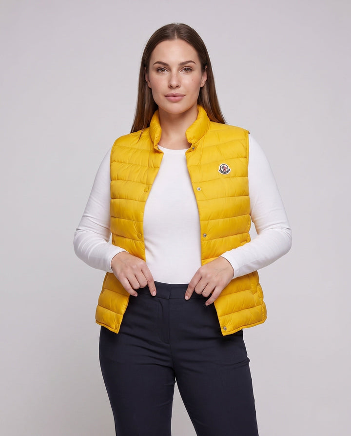 Dam ärmlös kviltad insulation väst med hög ståkrage och dold press stud placket