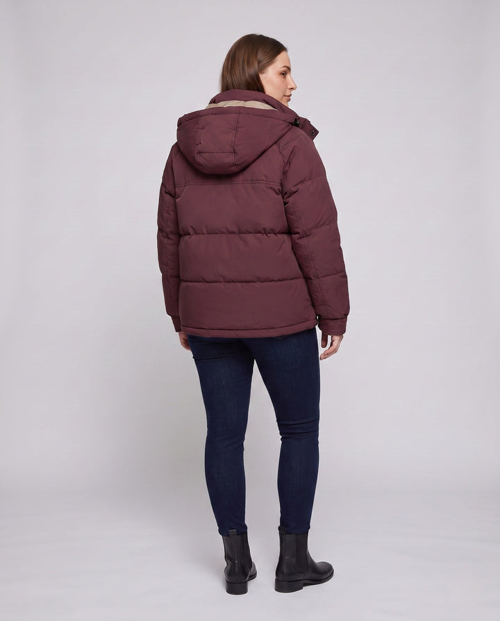 Dam Boxig Vadderad Jacka med Dold Two-Way Front, Contrasting Inner Panel och Funktionell Lock Fickor