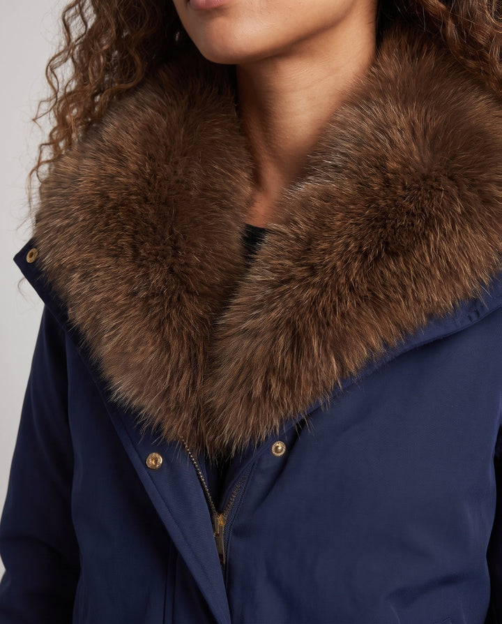 Dam Kort Quiltad Jacka med Voluminous Fur Krage, Zippered Chest Ficka och Elastic Muddar