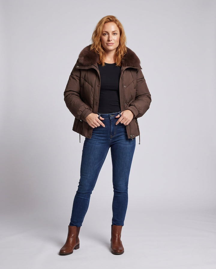 Dam Kort Boxig Puffer med Extra-Mjuk Shawl Krage i Faux Fur Look och Justerbar Nederkant