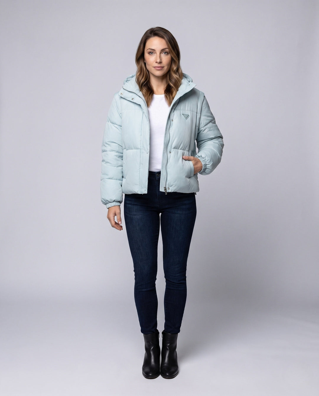 Dam Kort Quiltad Boxig Puffer med Huva, Justerbar Nederkant och Elastic Muddar
