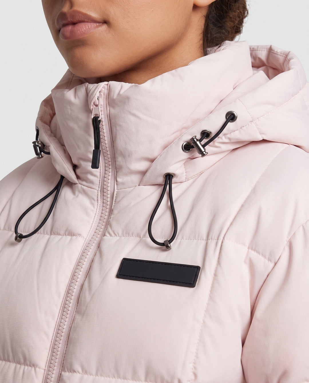 Dam Kort Insulating Quiltad Anorak med Minimalistisk Design, Dold Dragkedja, och Justerbar Huva