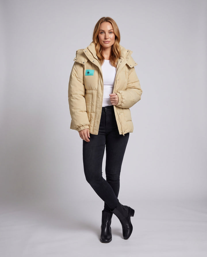 Dam Kort Thermo Puffer med Structured Micro-Check Quilting och Ergonomisk Huva Krage