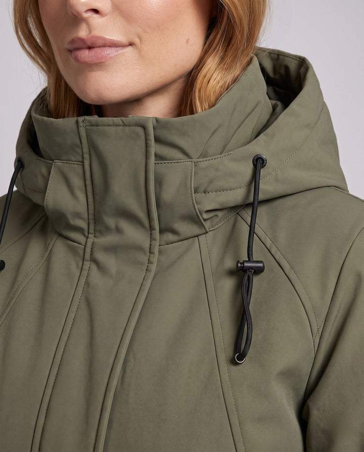 Dam Kort Thermo Travel Parka med Huva, Vadderad Quiltad Insulation och Contrasted Inner Foder