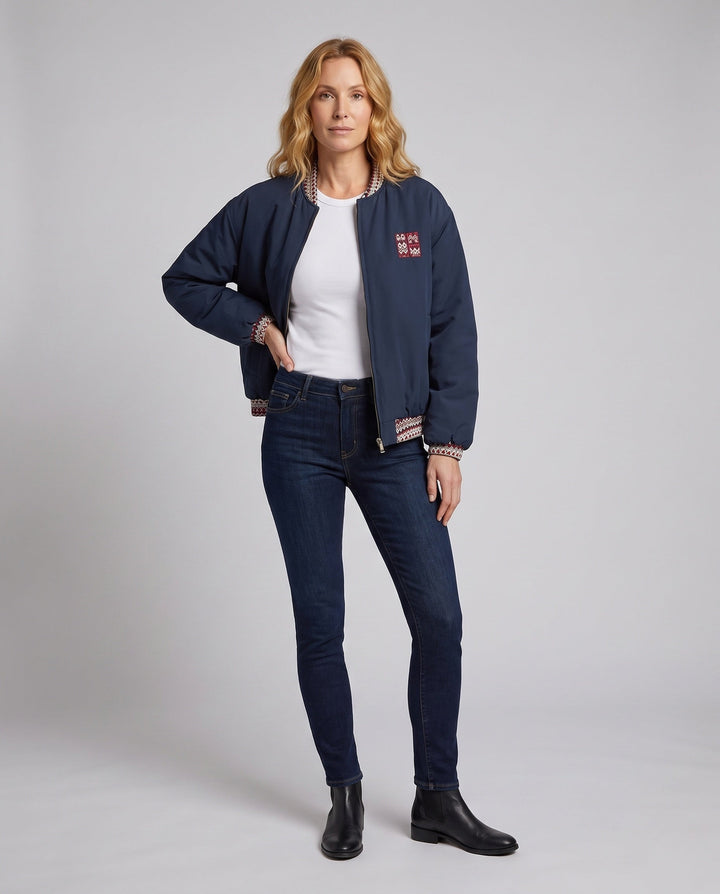 Dam Kort Vadderad Boxig Puffer med Mjuk Microfleece Inner Krage och Dold Dragkedja