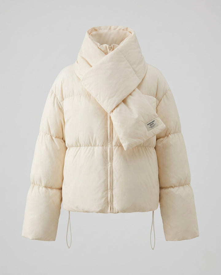 Dam Kort Vadderad Puffer med Integrated Shawl Krage och Voluminous Ärmar