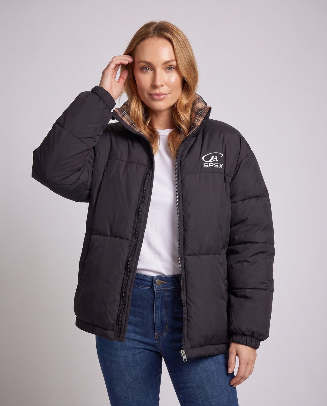 Dam Oversize Vadderad Kort Puffer med Hög-Standing Krage och Praktisk Side Fickor