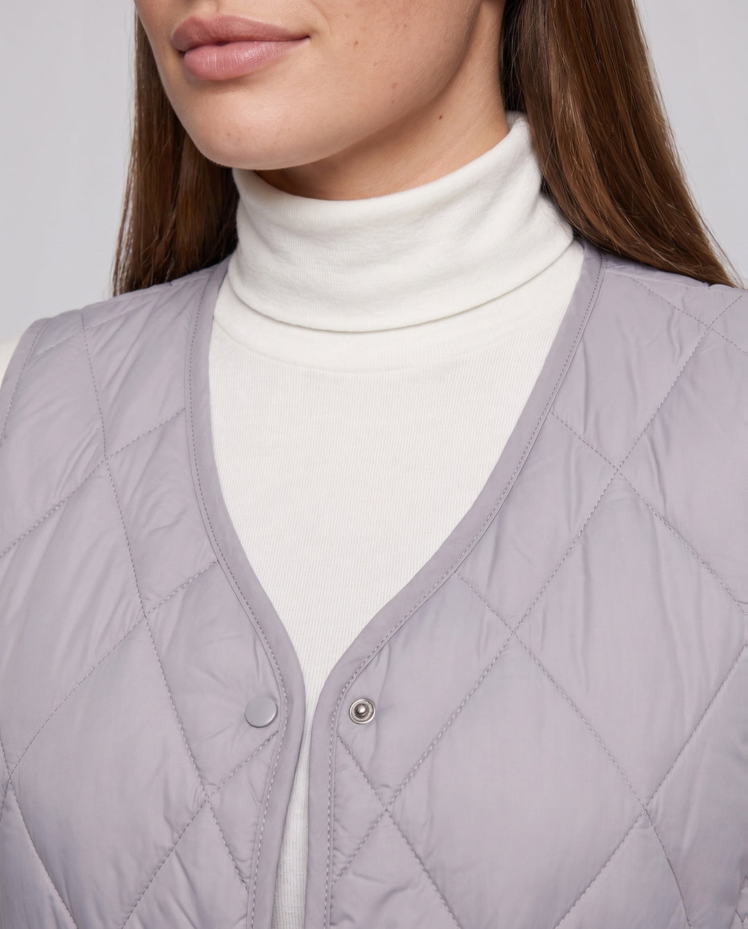 Dam Lightly Quiltad Transitional Väst med Tryckknapp Knapp Stängning