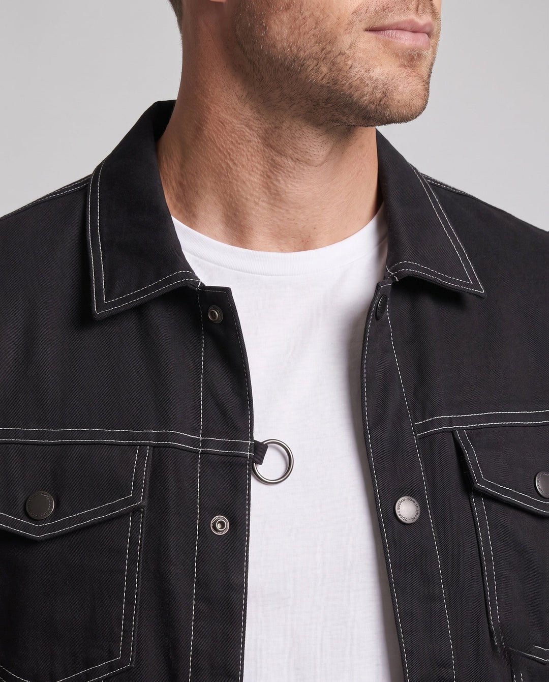 Herr Canvas Jeans Jacka med Kontrast Stitching, Tryckknapp Fram och Bröstfickor