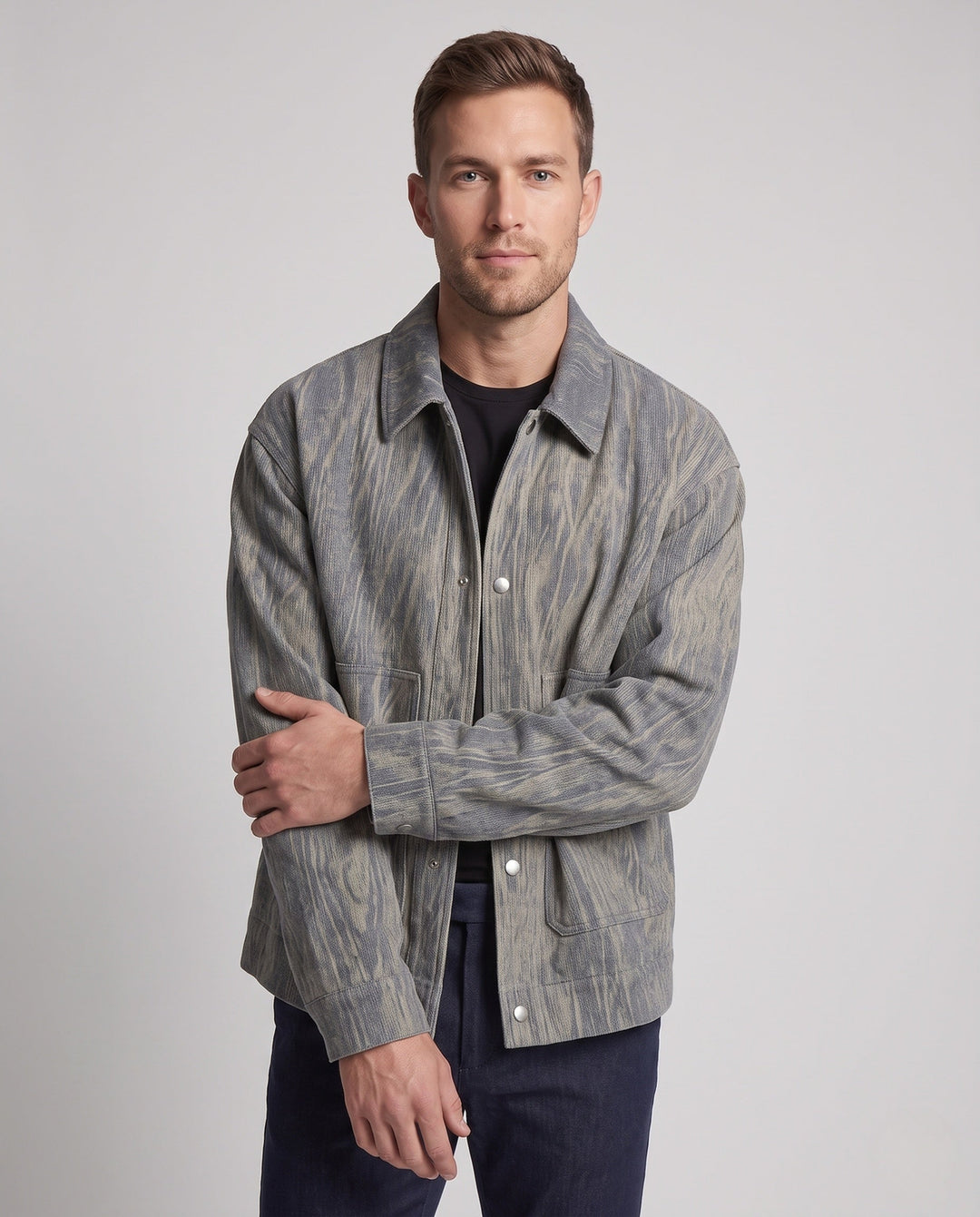 Herröverskjorta Jacka Tillverkad av Texturerad Denim Look med Snap-Knapplist och Boxy Siluett