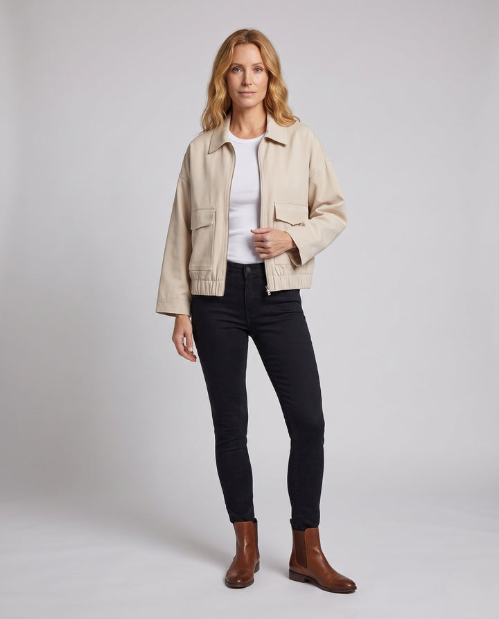 Dam Crop Utility Jacka med Lockfickor och Elastic Waistband