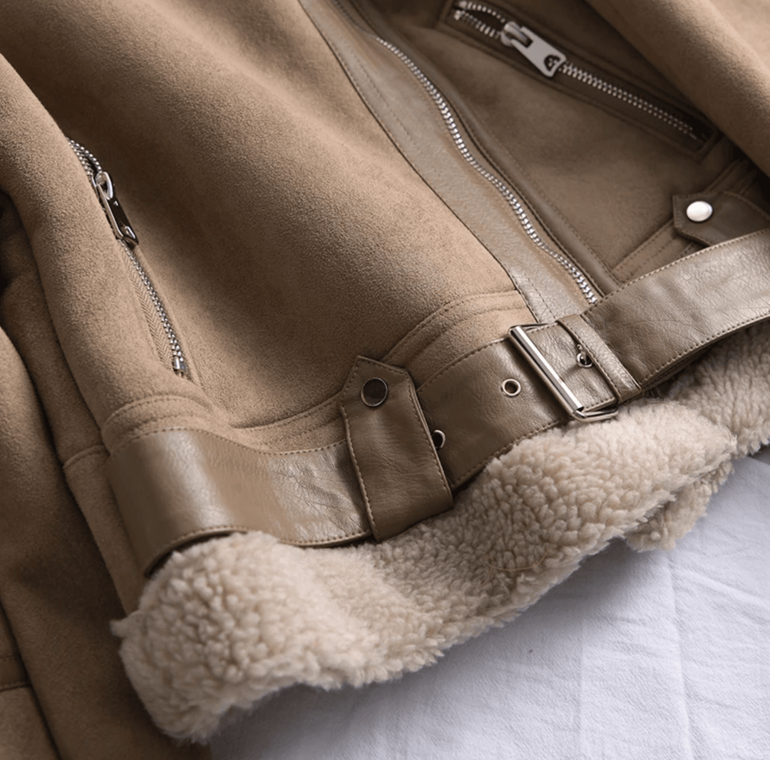 | Dam Sherpa Lined Läder Jacka med ribbade muddar