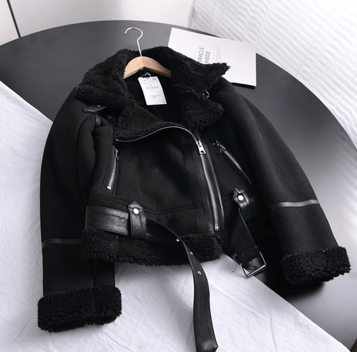 | Dam Sherpa Lined Läder Jacka med ribbade muddar