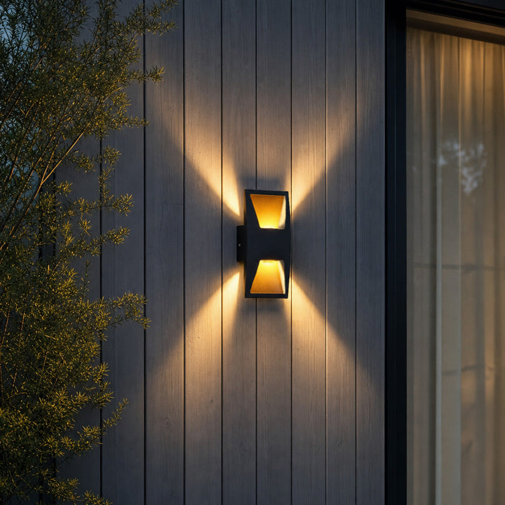 Vägglampa 4-vägs Modern Utomhus Vattentät Metallampa