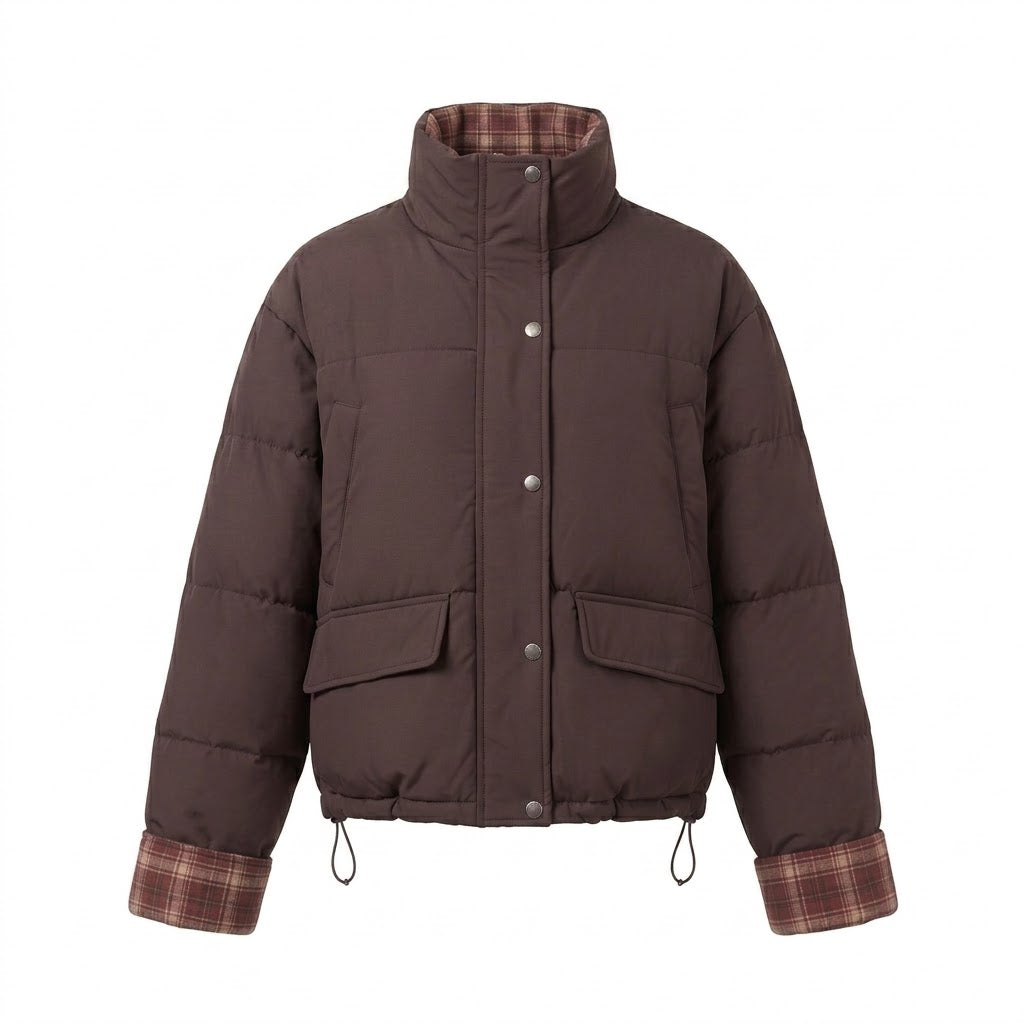 Dam Kort Vadderad Boxig Blouson med Checked Foder, Hög Krage och Patch Lock Fickor