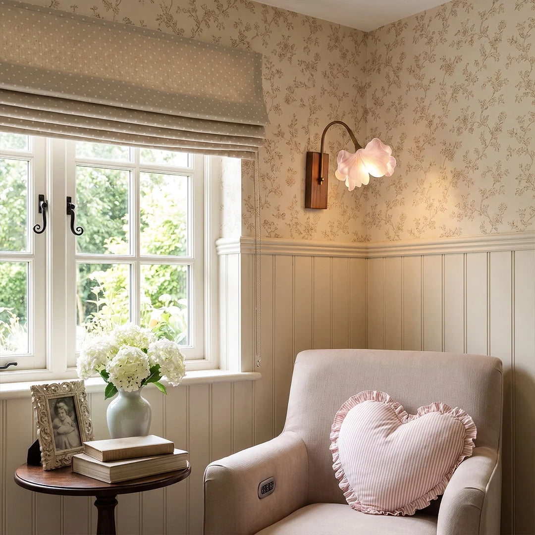 Blomster Vägglampa Fransk Vintage Rosa Blomsterlampa