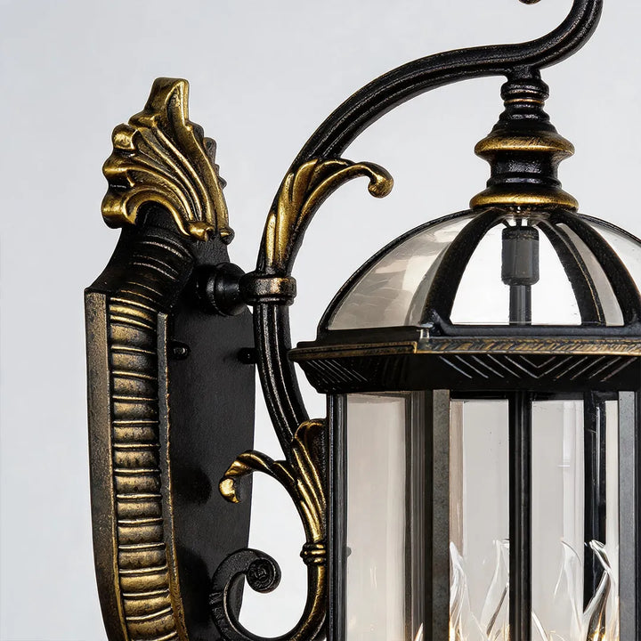 2 PCS Lantern Stil Utomhus Vägglampor Europeisk Vintage Lampa