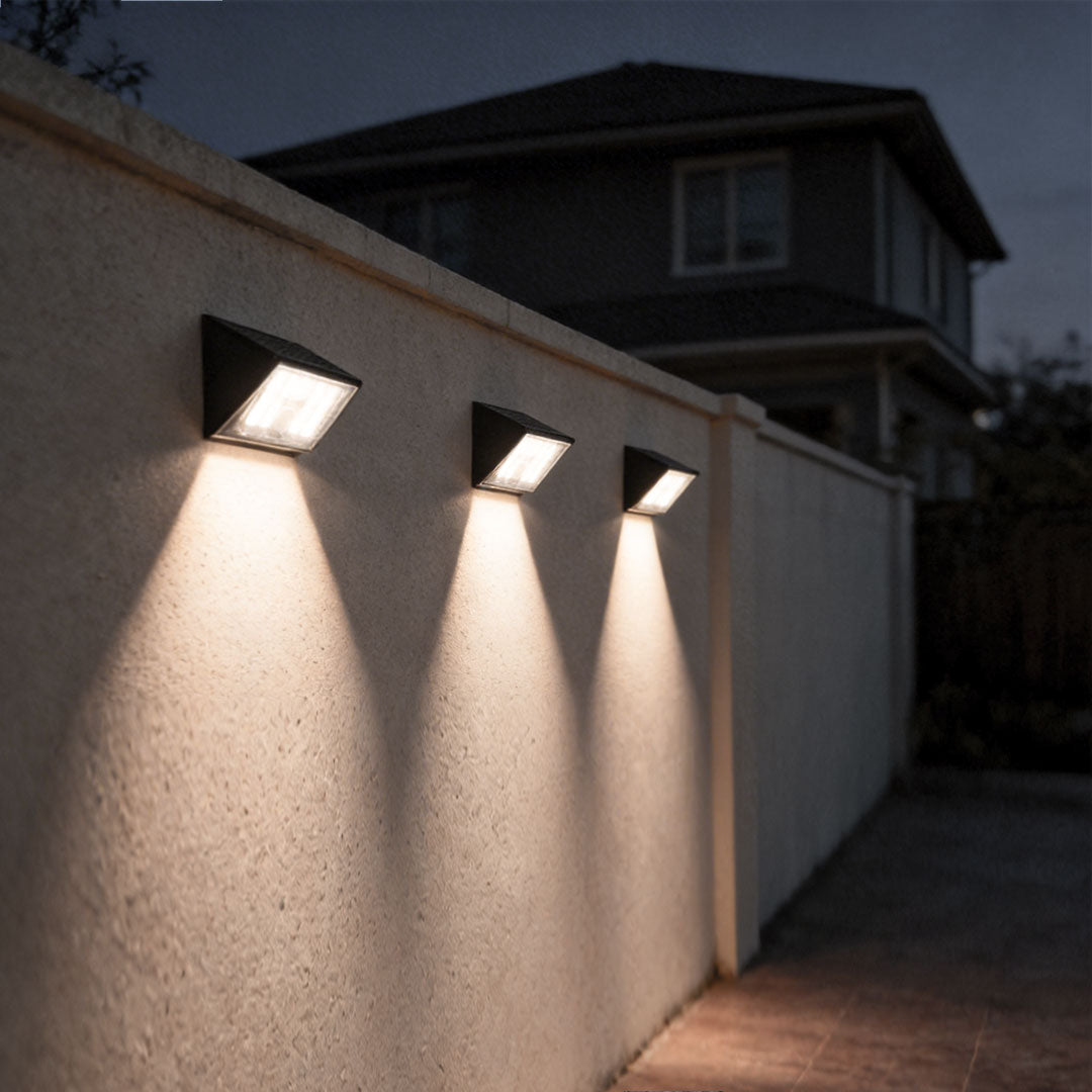 4 PCS Sensor Vägglampor Utomhus Modern Svart Solcellslampa