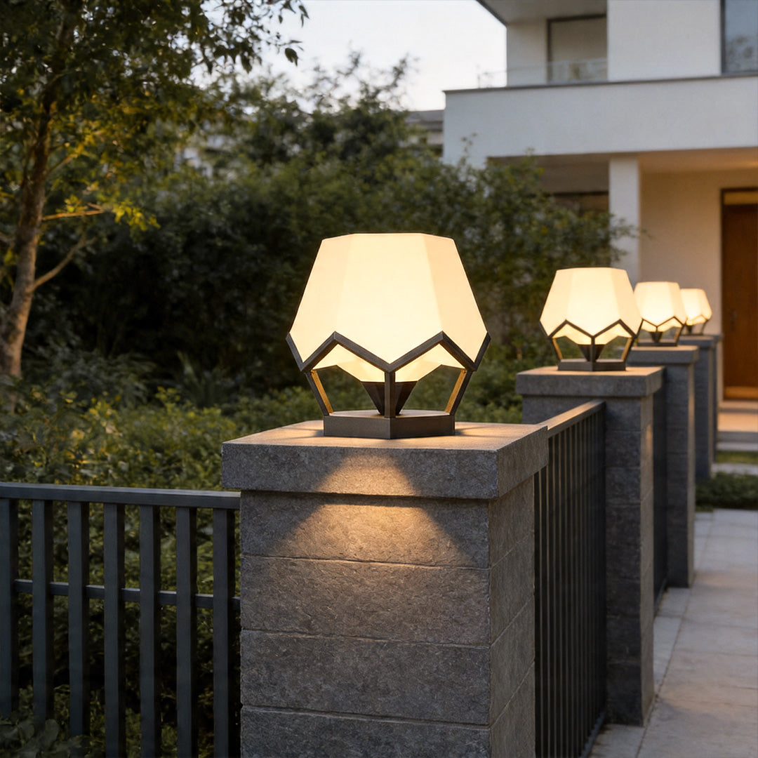 Pillar Top Solar Lights Vattentäta Trädgårdsportlampor
