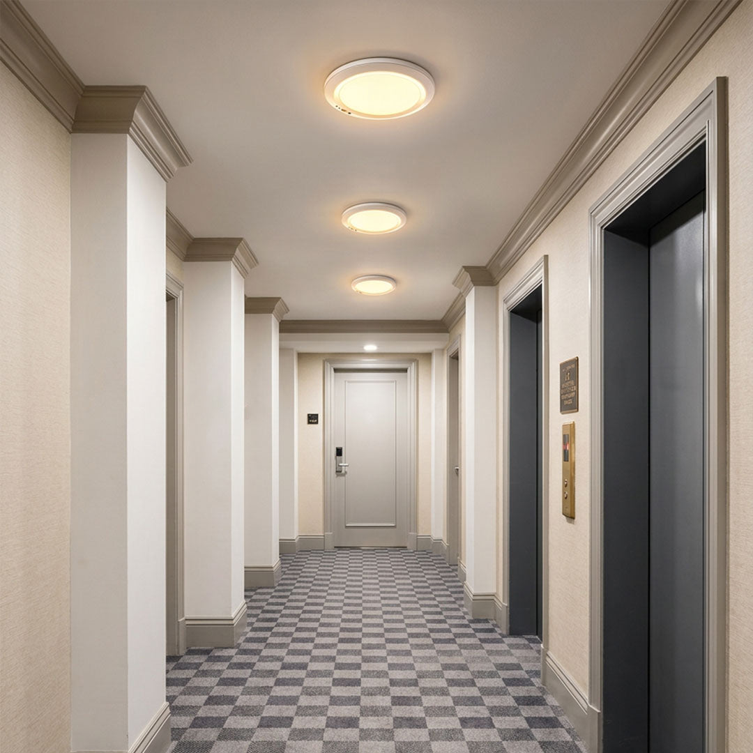 Vit infälld taklampa USB-laddningsbar sensorlampa